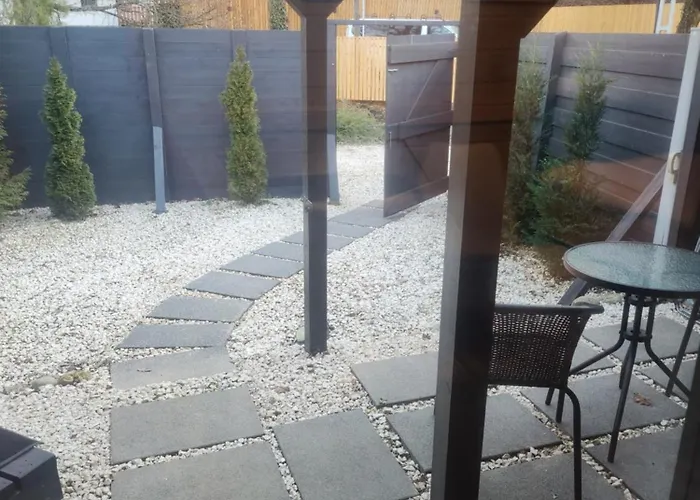 Pici Vendeghaz * Noszvaj